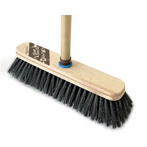 Holz-Besen Black Forest mit Stiel, Kunsthaar 2043