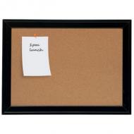 Korktafel mit breitem, schwarzen Holzrahmen